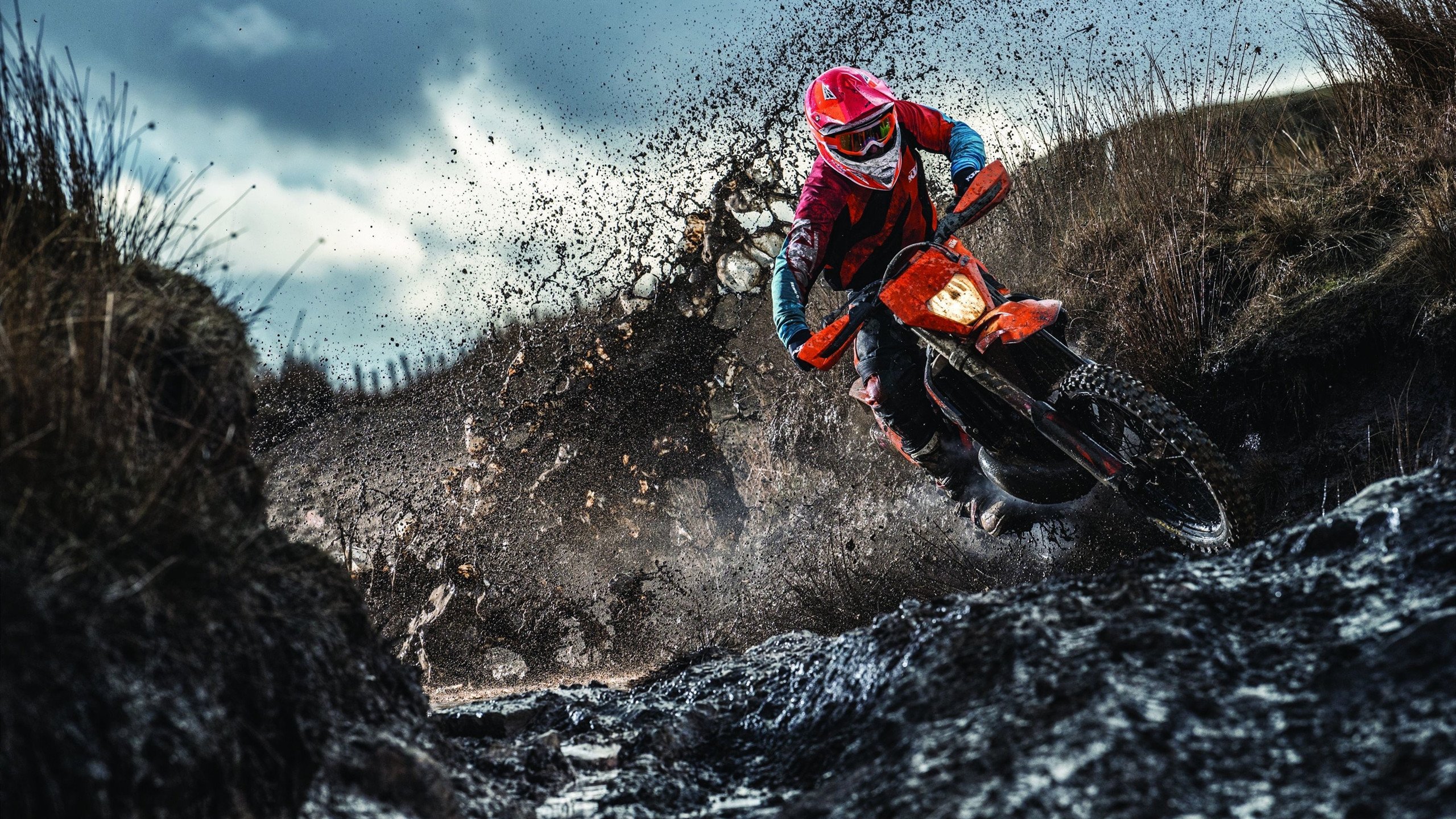 华体会sports-RNG训练营全力备战，rng战队训练基地